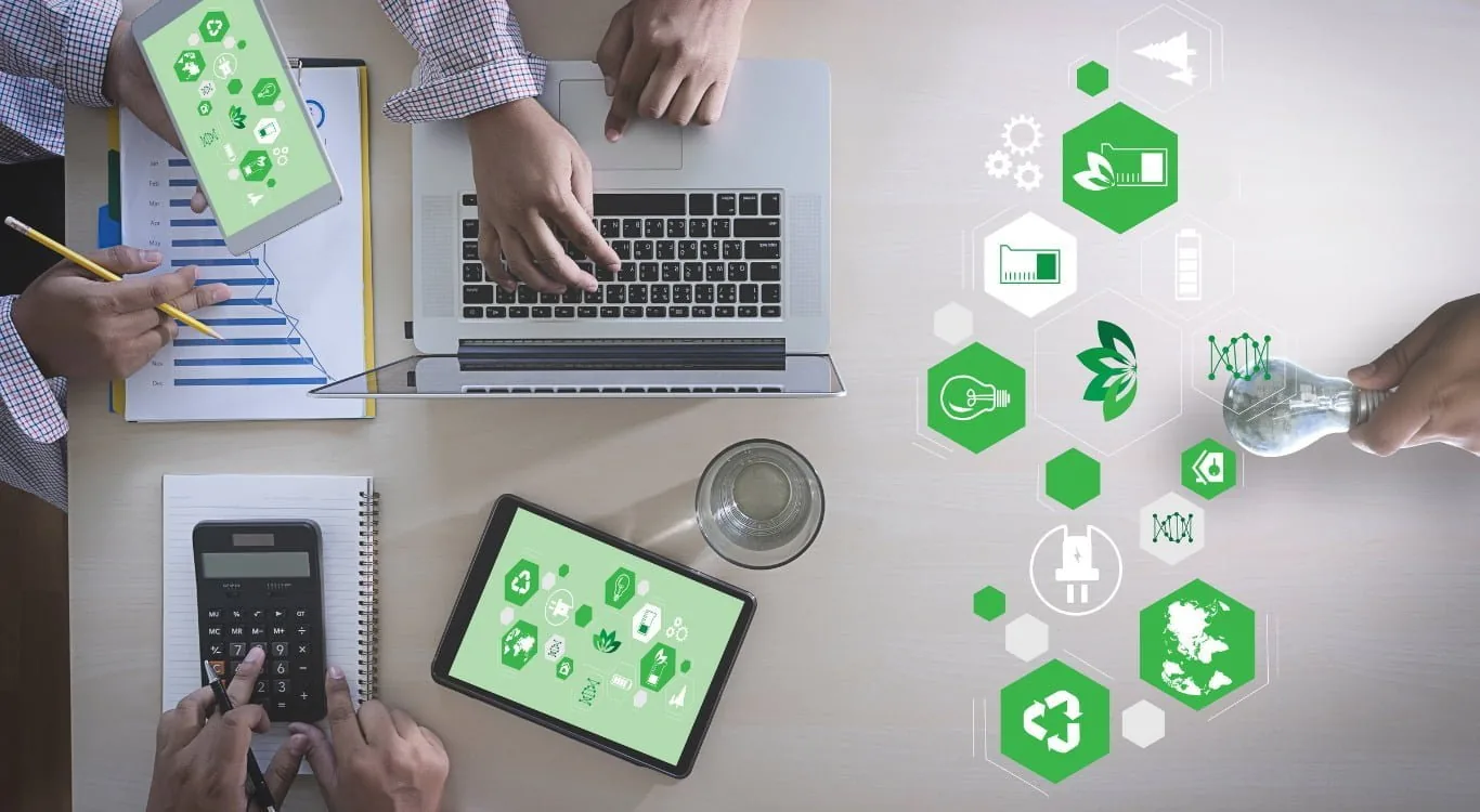 Team analyzing data and digital solutions that support renewable energy operations